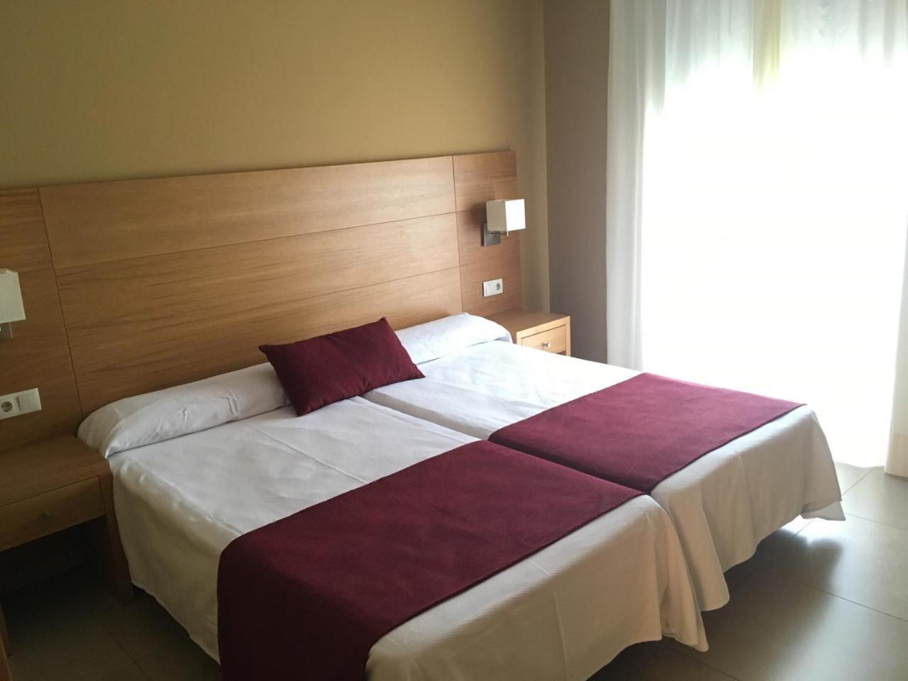 Hotel Carmen لا كالا ذي ميخاس المظهر الخارجي الصورة